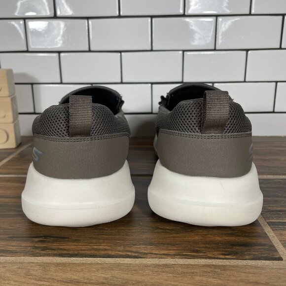 Skechers GO Walk Max Clinched Mens Sz 9.5 Extra Wide Shoes Khaki Slip On Sneaker - Picture 4 of 16